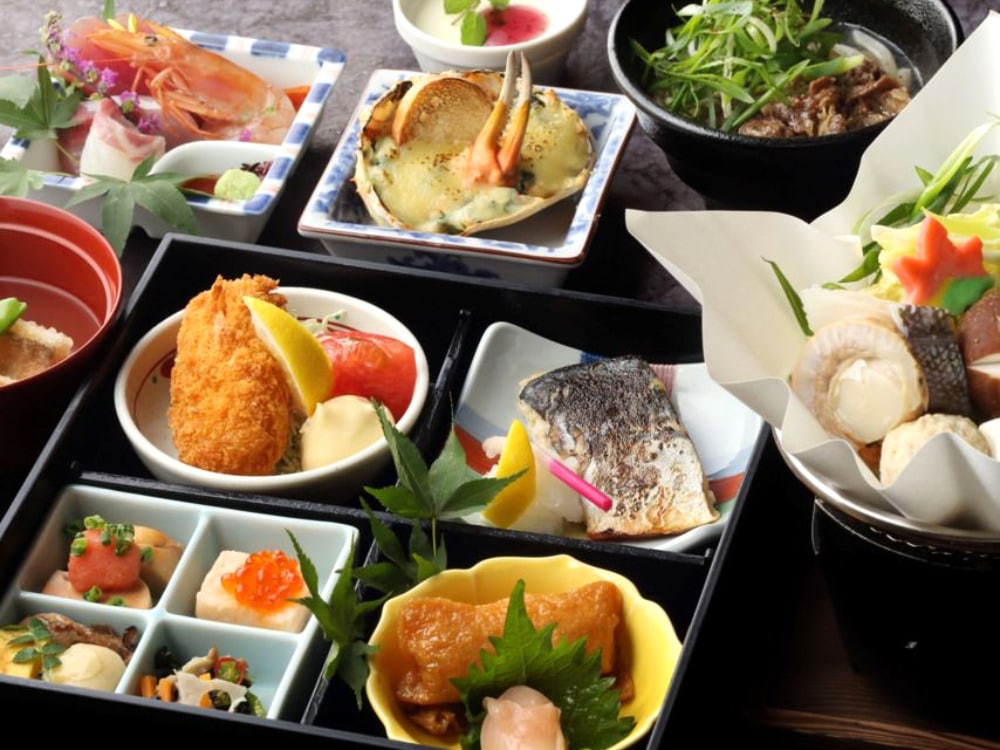 《昼食会コース》
お昼のご宴会におすすめのコースもございます
